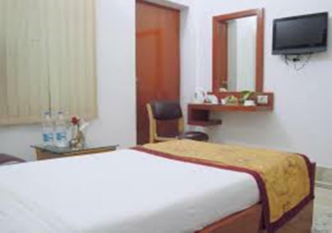 Hotel Tokyo Vihar Bodh Gaya Εξωτερικό φωτογραφία